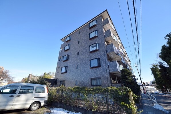 コンフォール ソシアの物件外観写真